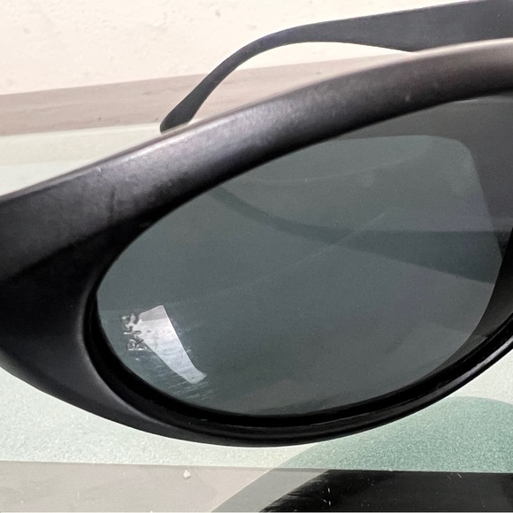 R+S Black Frame Polarized Sunglasses UV400 - Picture 11 of 15